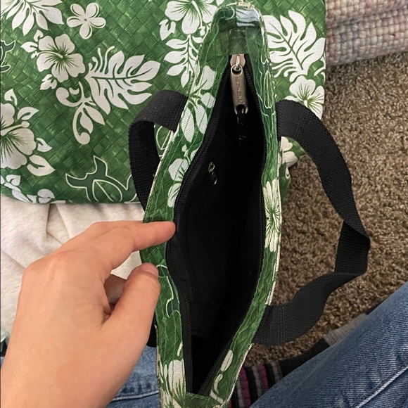 Green Floral Travel Bag Set - Picture 3 of 8